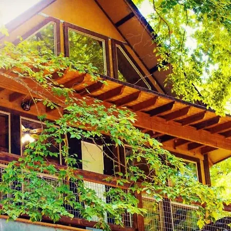 Villa Th 4 - Whippoorwill Haus
